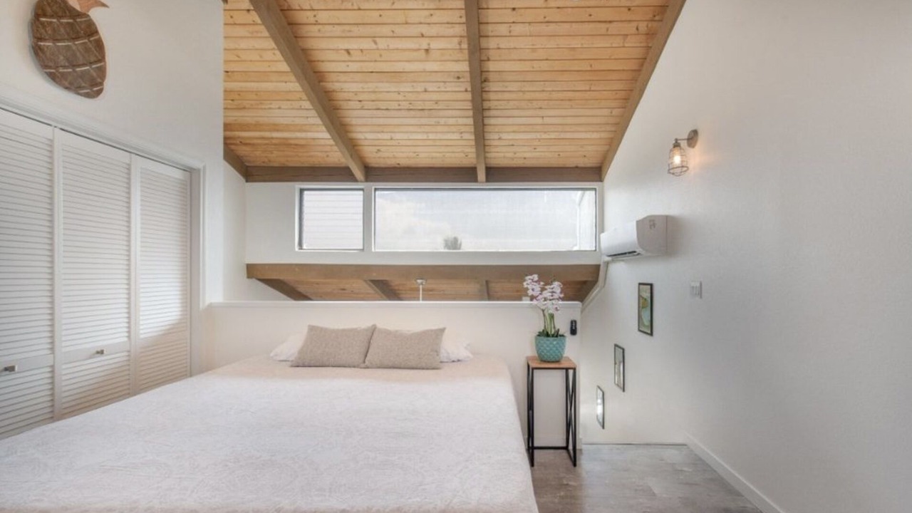 Photo of Bedroom in Historic Kailua Village