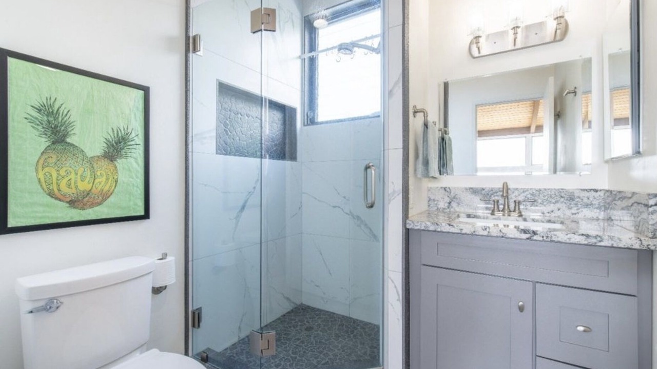Photo of Bathroom in Historic Kailua Village