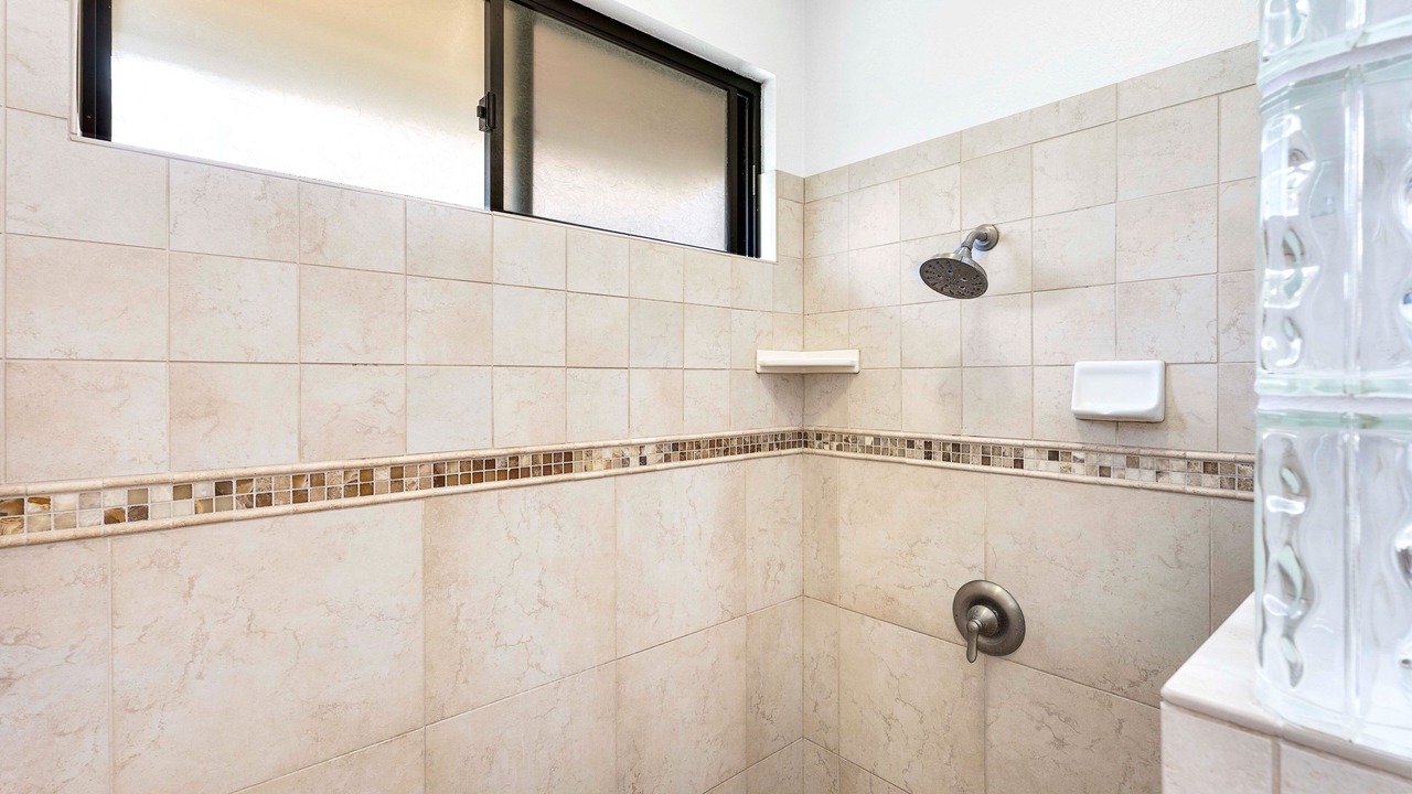 Photo of Bathroom in Waikoloa