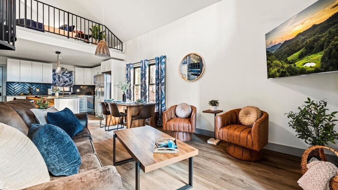 Photo of Livingroom in Horse Shoe