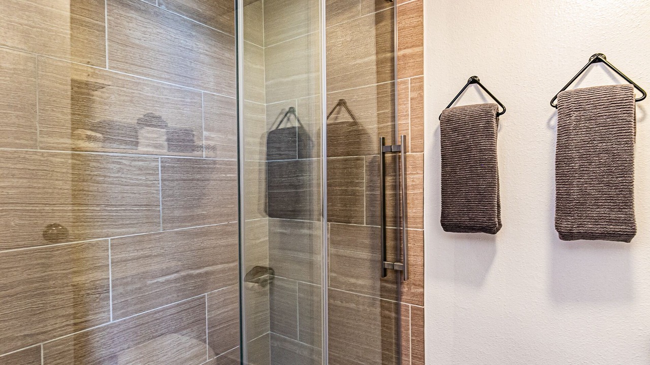 Photo of Bathroom in Hilo