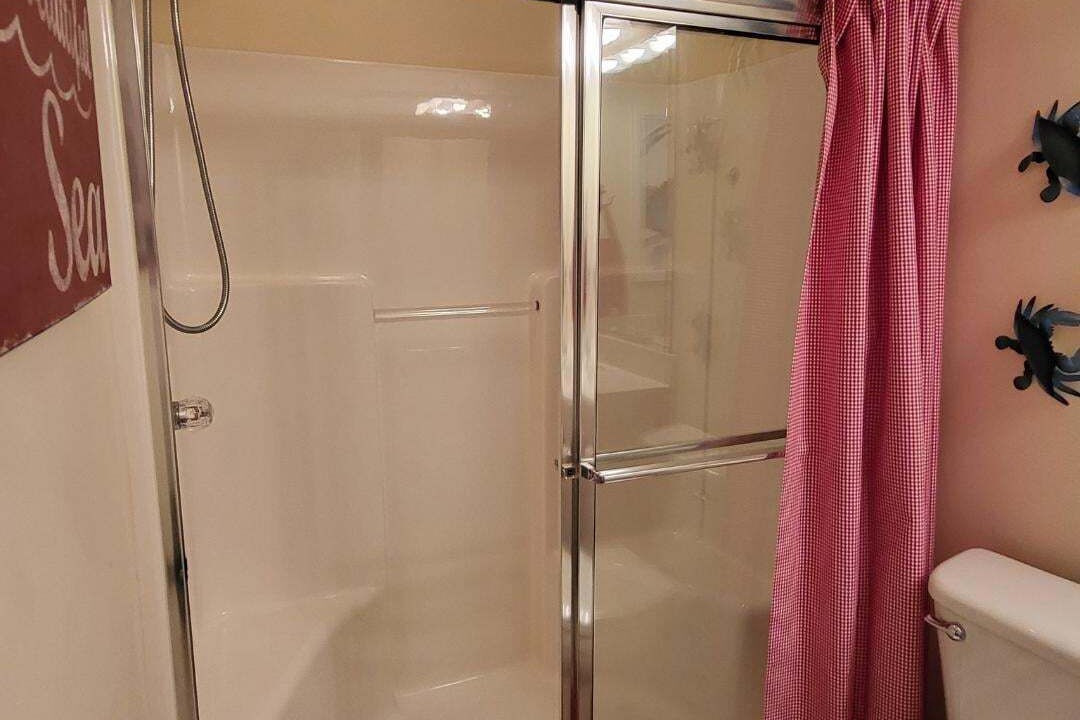 Photo of Bathroom in Garden City