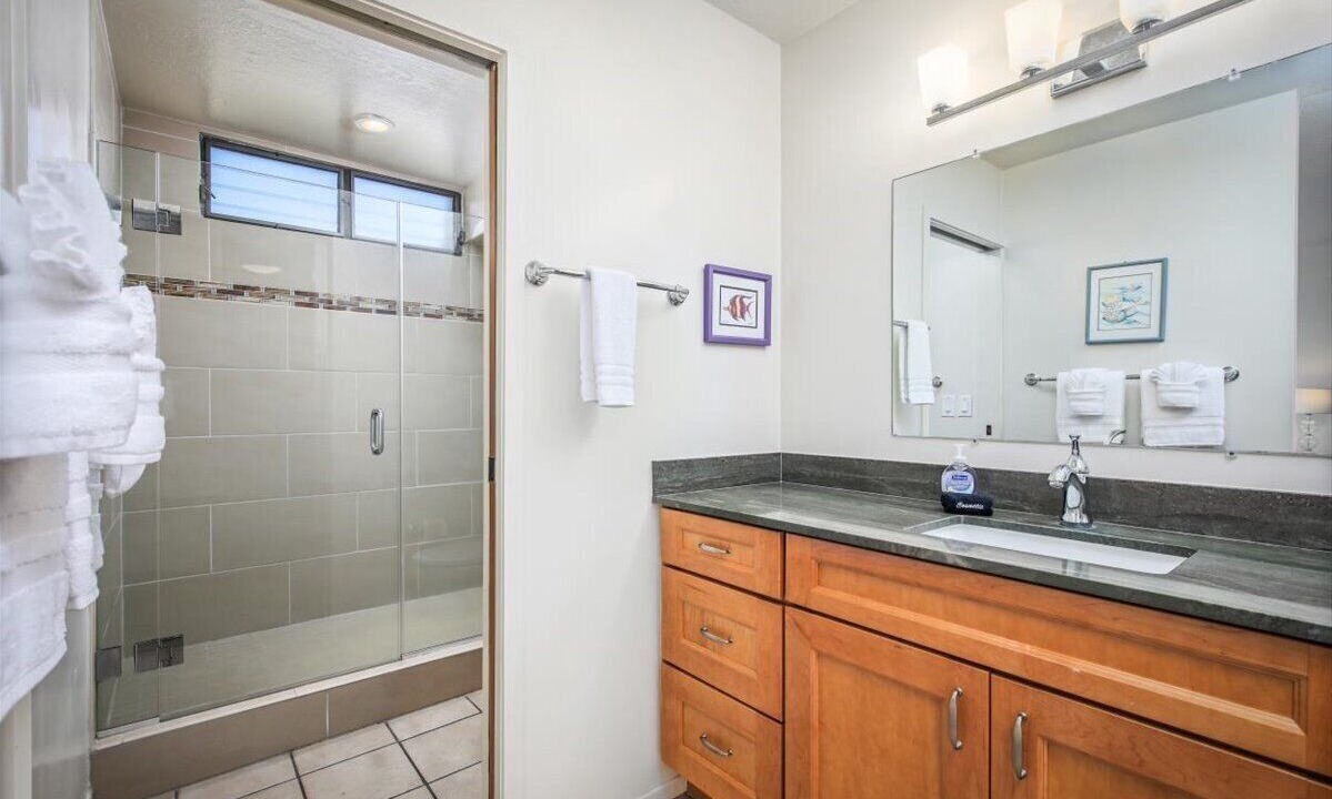 Photo of Bathroom in Keauhou