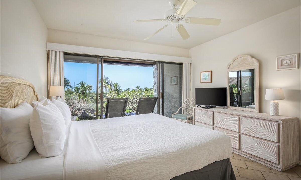 Photo of Bedroom in Keauhou