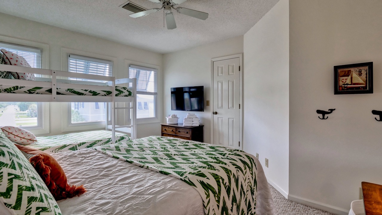 Photo of Bedroom in Ocean Isle Beach
