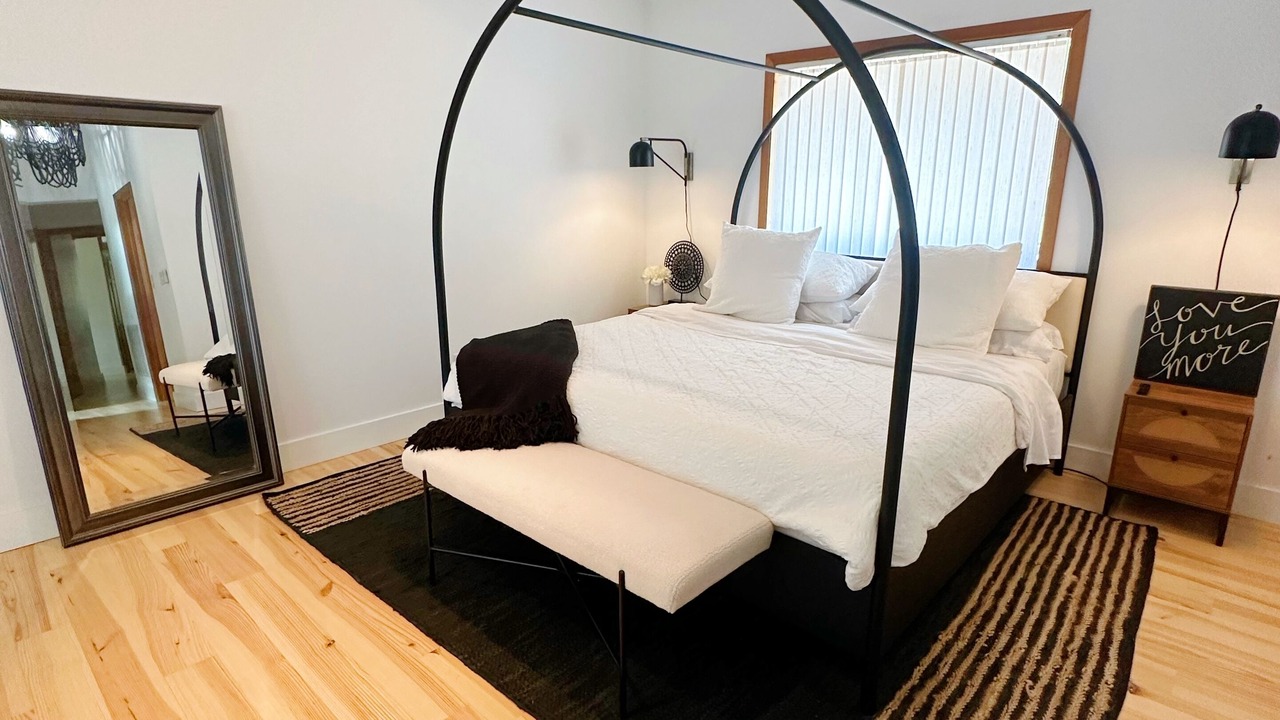 Photo of Bedroom in Westport