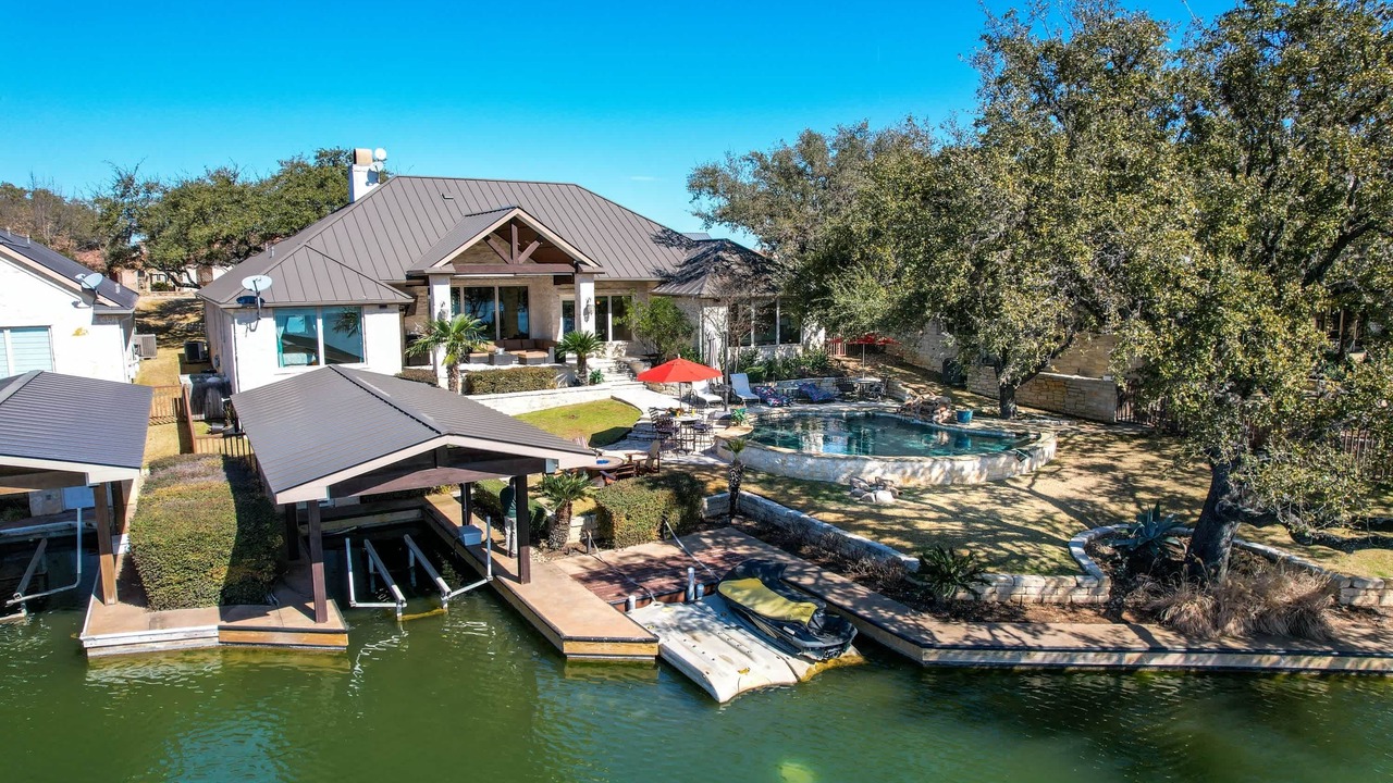 Photo of Outdoor in Horseshoe Bay West