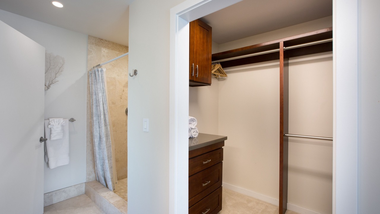 Photo of Bathroom in Portlock