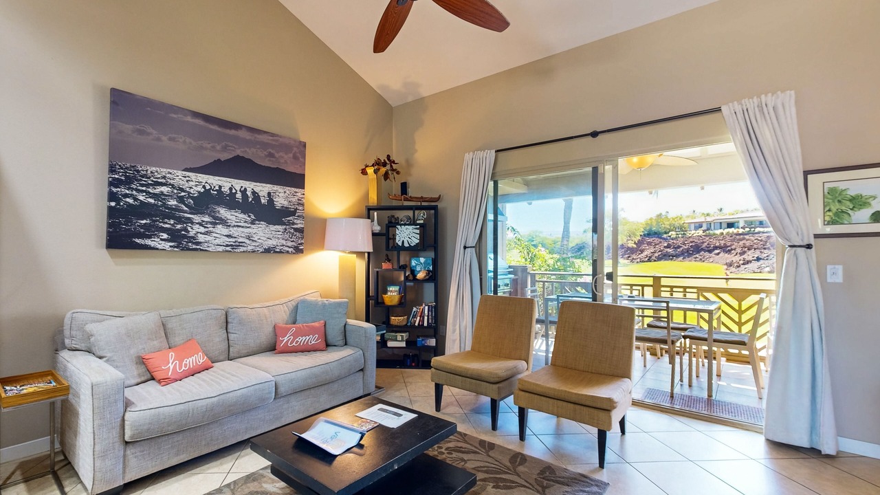 Photo of Livingroom in Kamuela