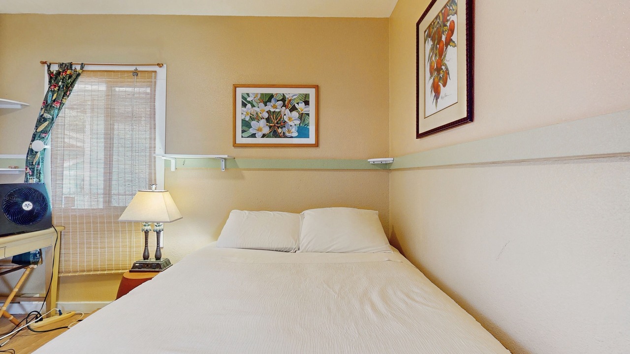 Photo of Bedroom in Punaluu