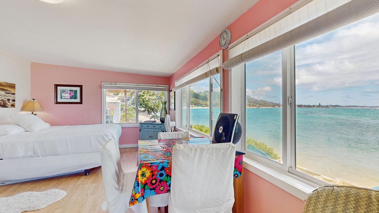 Photo of Bedroom in Punaluu