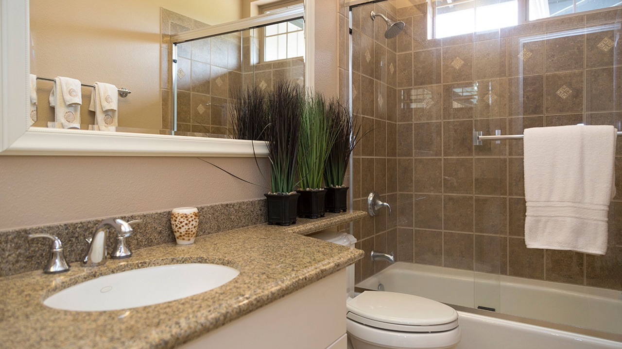 Photo of Bathroom in Kulalani