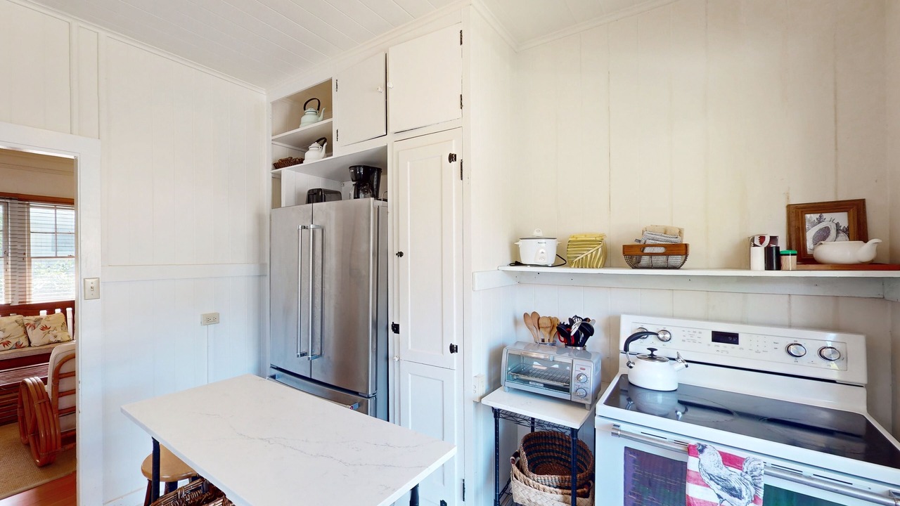Photo of Kitchen in Diamond Head - Kapahulu - St. Louis