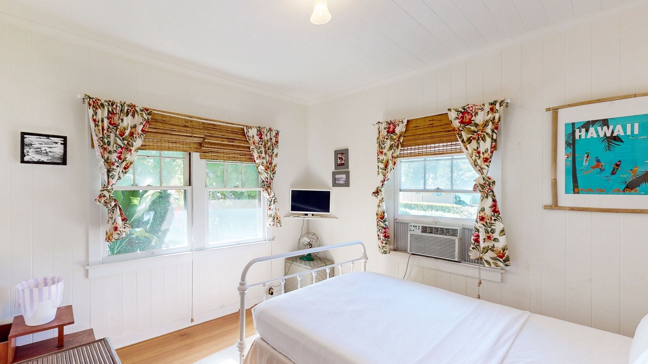 Photo of Bedroom in Diamond Head - Kapahulu - St. Louis