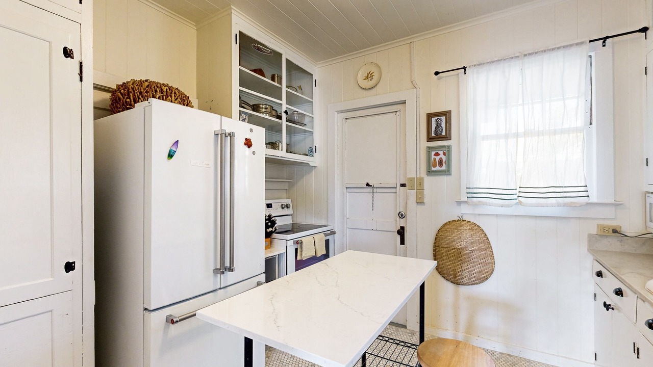 Photo of Kitchen in Diamond Head - Kapahulu - St. Louis
