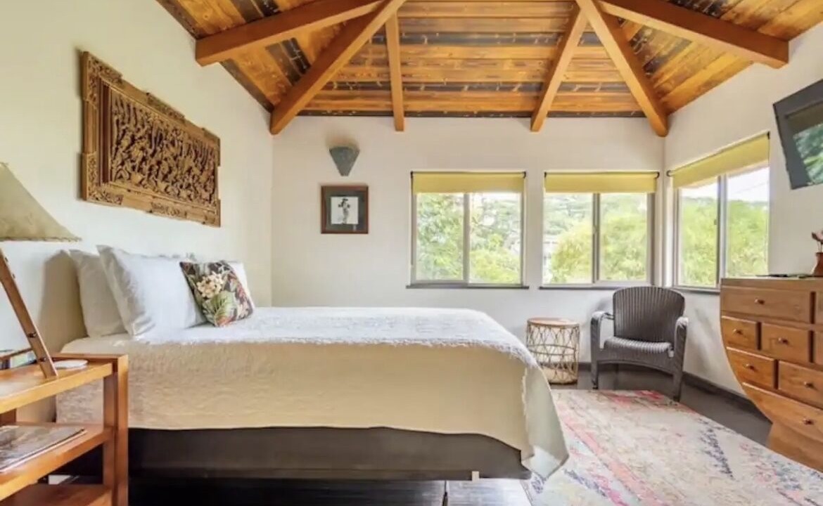 Photo of Bedroom in Hilo