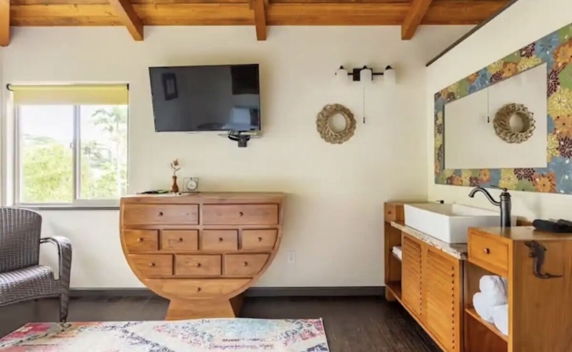 Photo of Bedroom in Hilo
