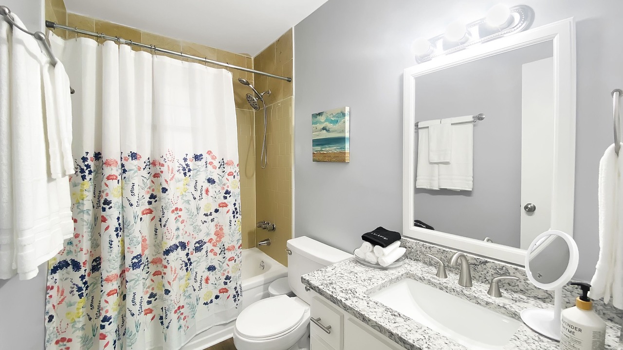 Photo of Bathroom in Martinez