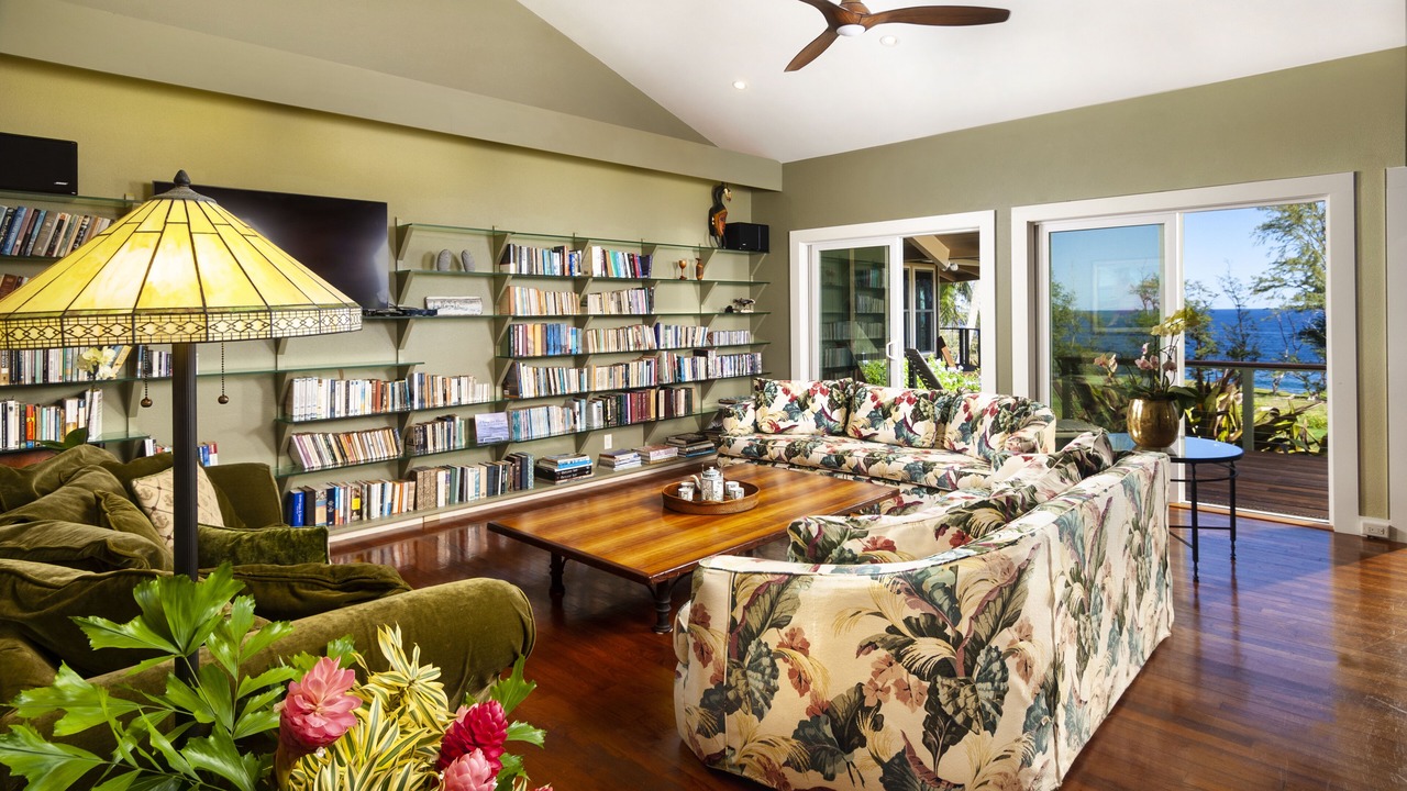 Photo of Livingroom in Hana