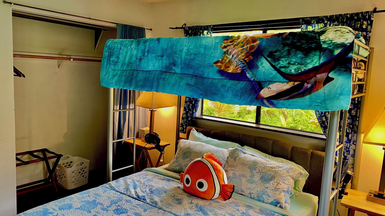 Photo of Bedroom in Leilani Estates