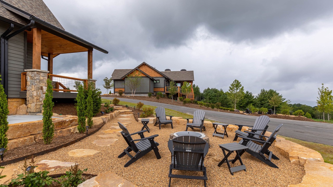 Photo of Patio Balcony in Elk Park