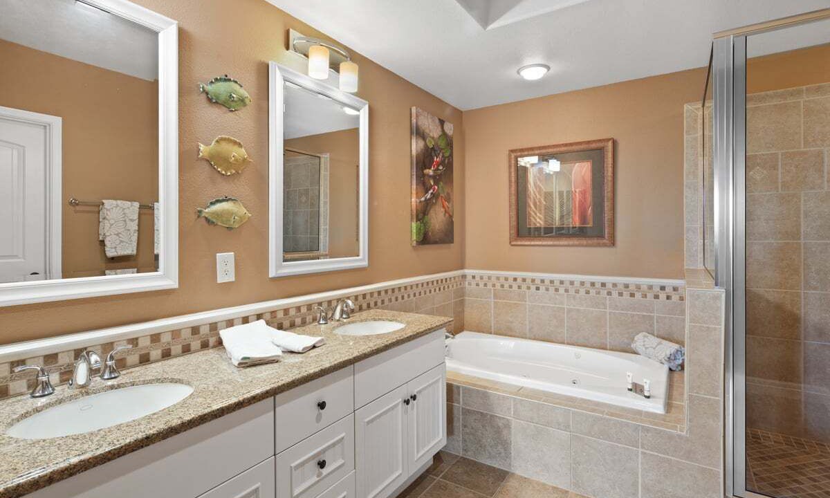 Photo of Bathroom in Kulalani
