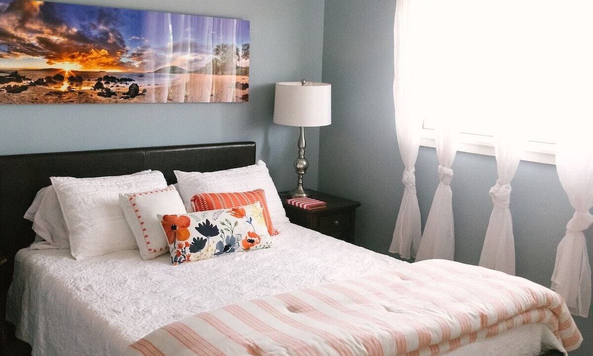 Photo of Bedroom in Kona Palisades