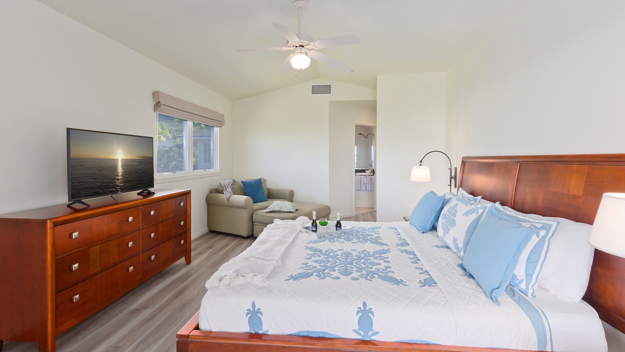 Photo of Bedroom in Kahaluu Bay