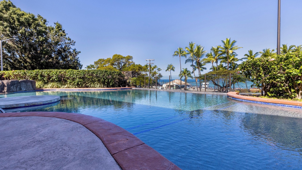 Photo of Outdoor in Kahaluu Bay