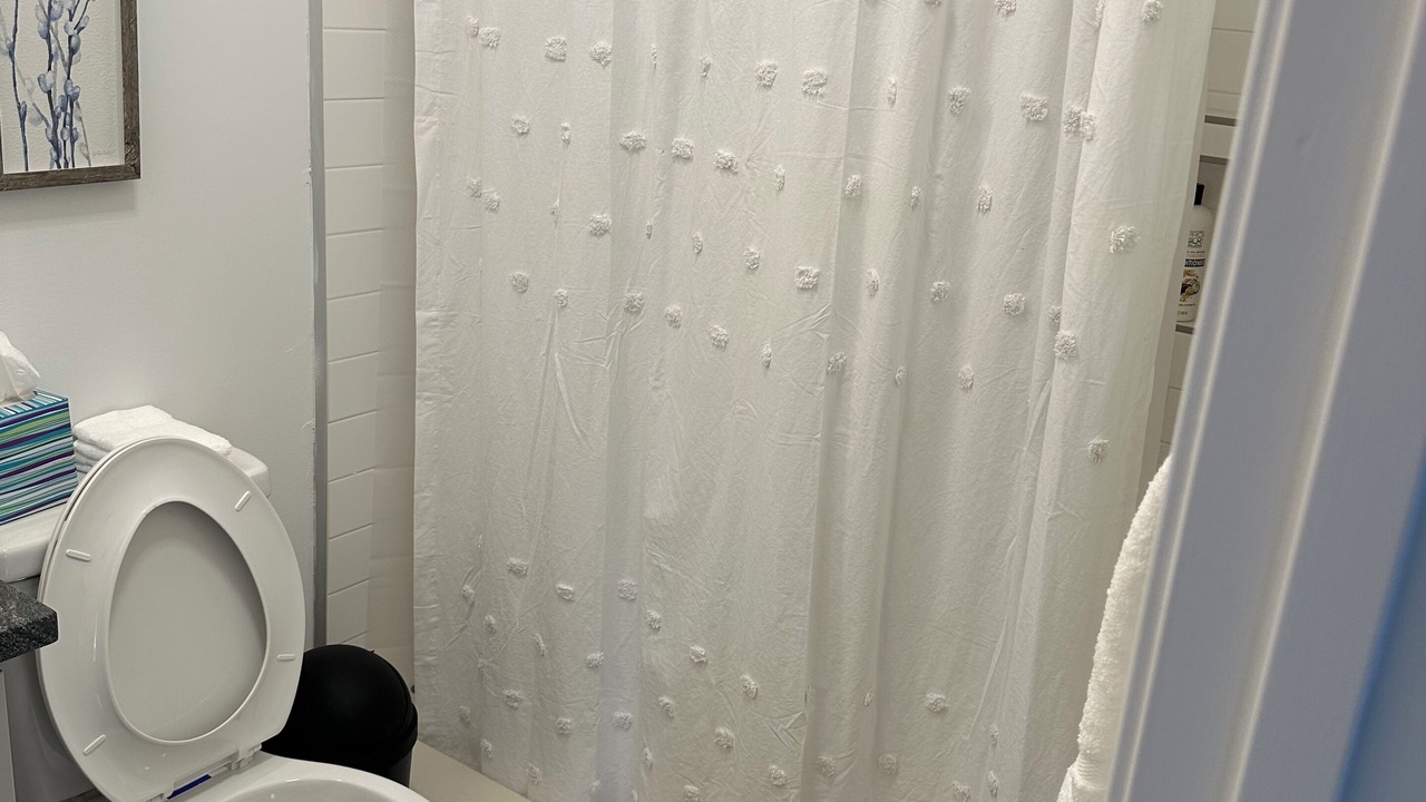 Photo of Bathroom in Hickory