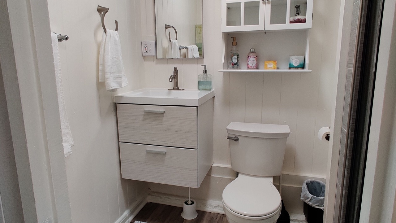 Photo of Bathroom in Kaneohe