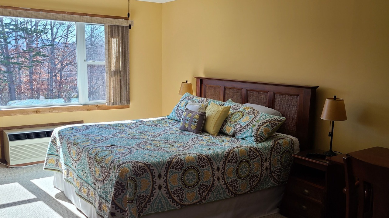 Photo of Bedroom in Huddleston