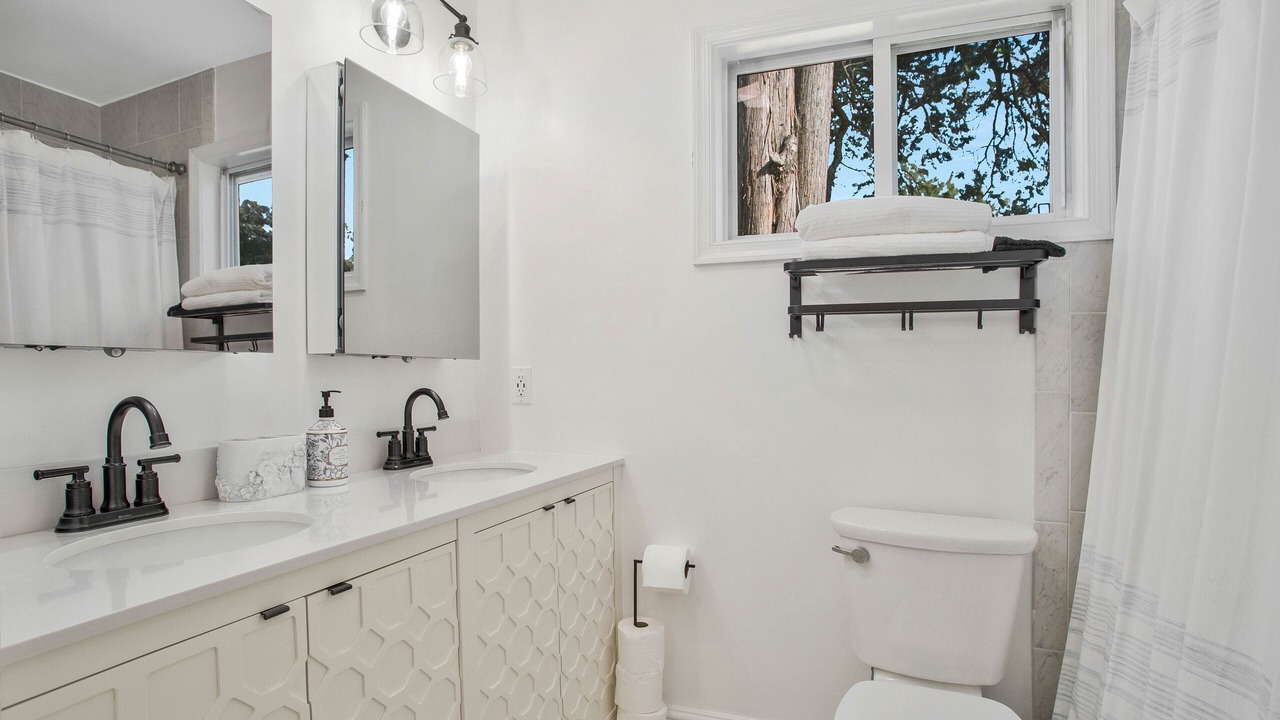 Photo of Bathroom in Annapolis