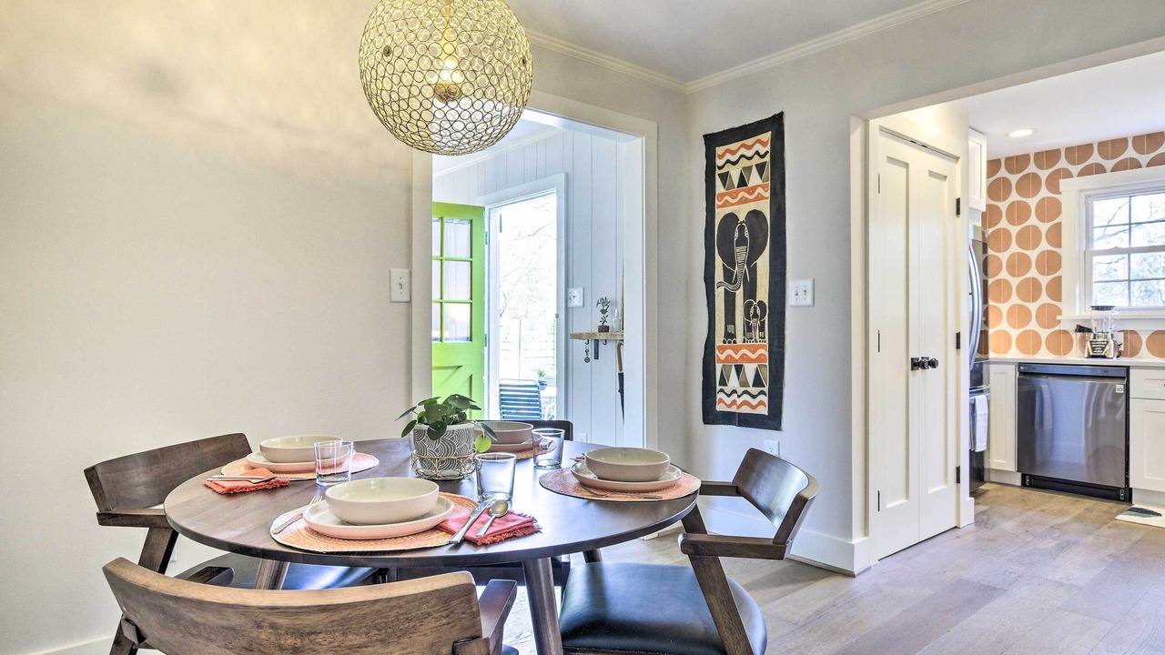 Photo of Livingroom in Carrboro