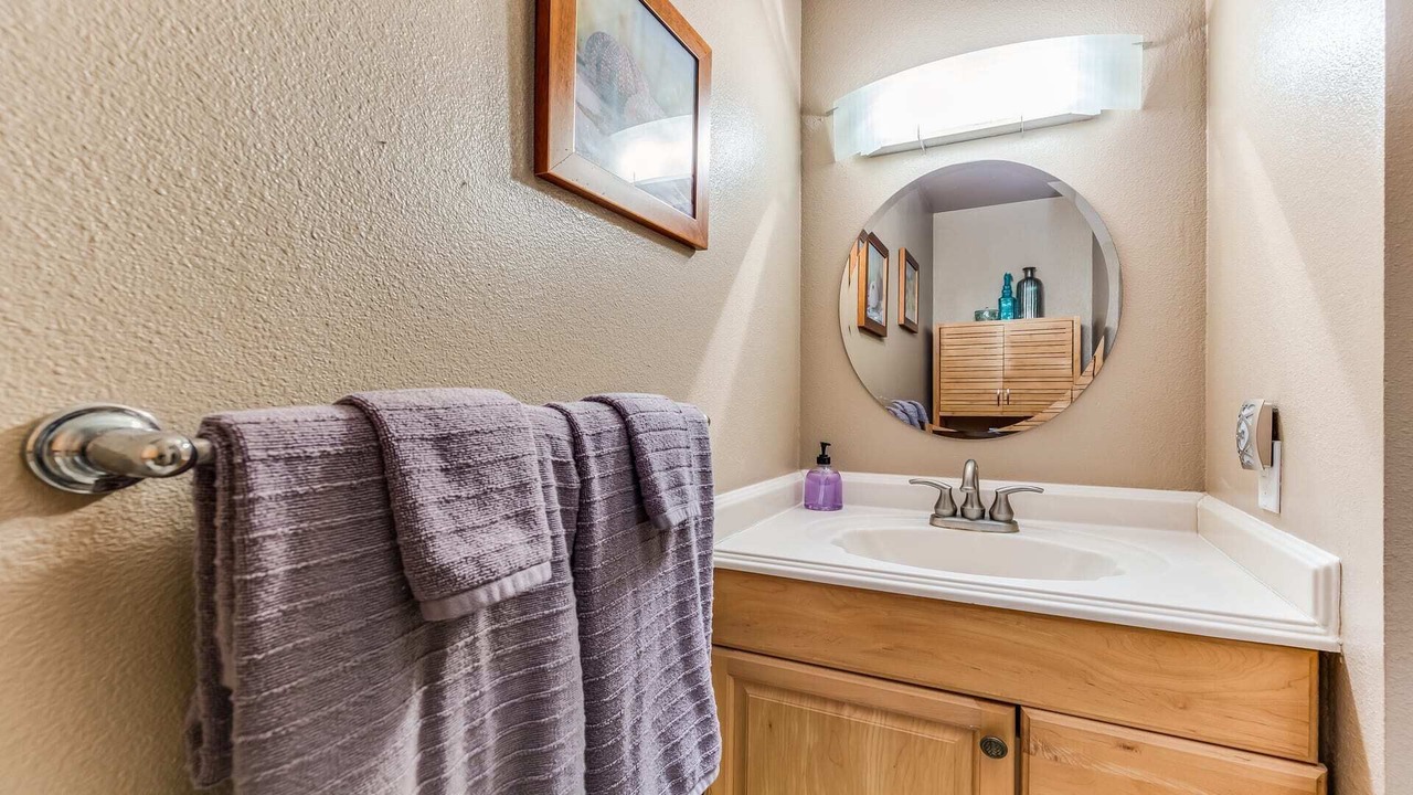 Photo of Bathroom in Kahuku