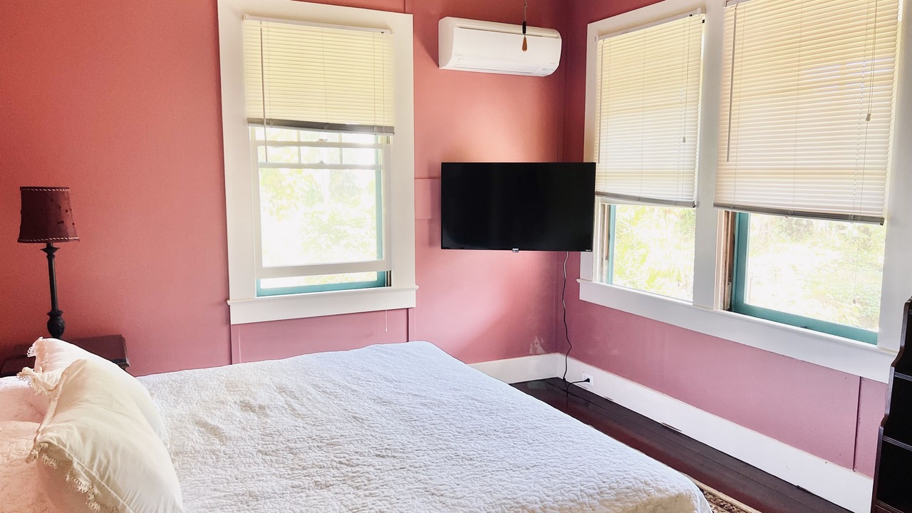 Photo of Bedroom in Hilo