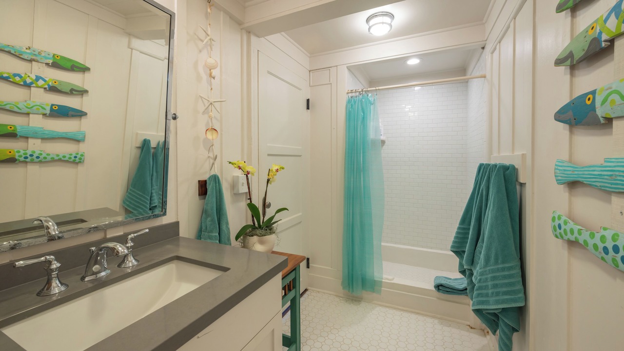 Photo of Bathroom in Lanikai