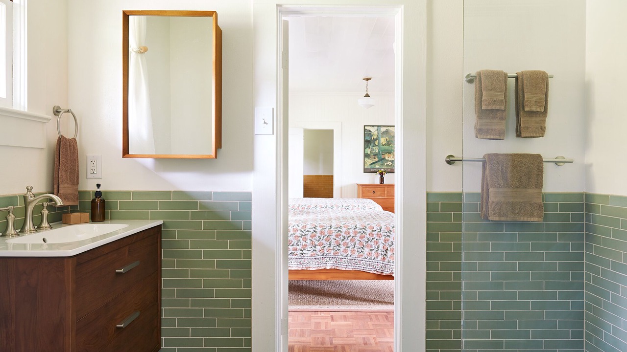 Photo of Bathroom in Kaunakakai