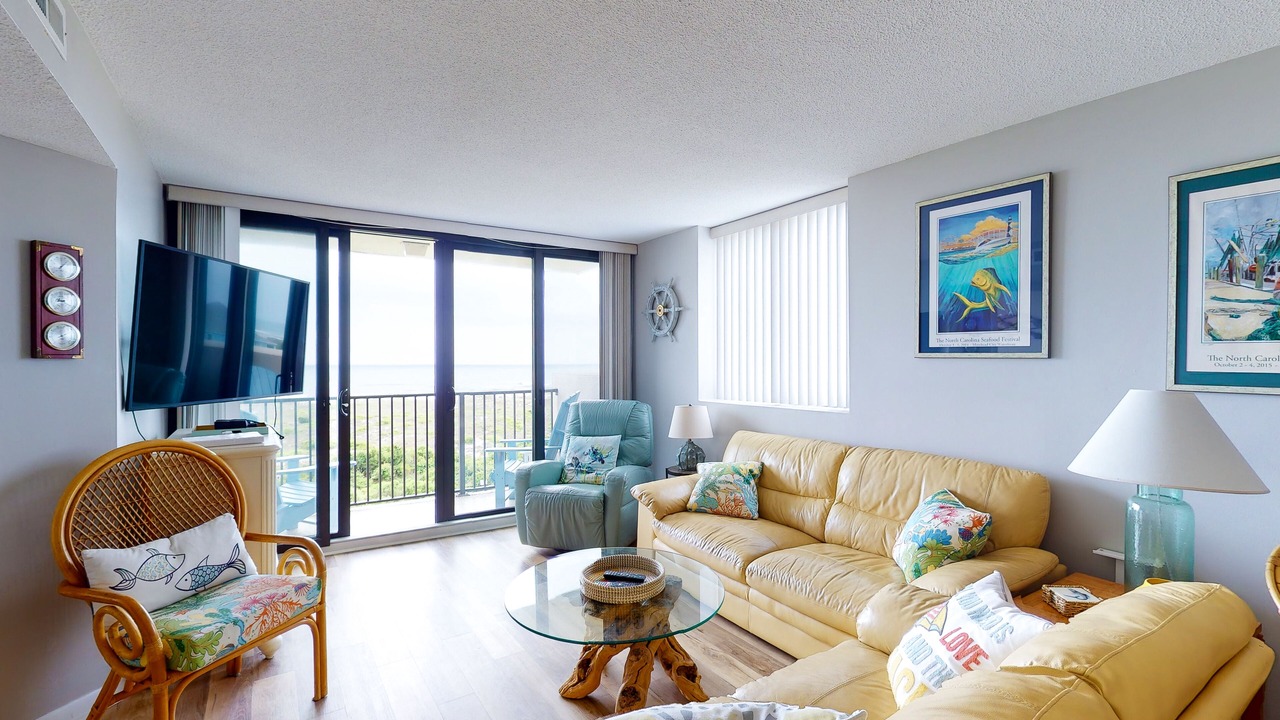 Photo of Livingroom in Atlantic Beach