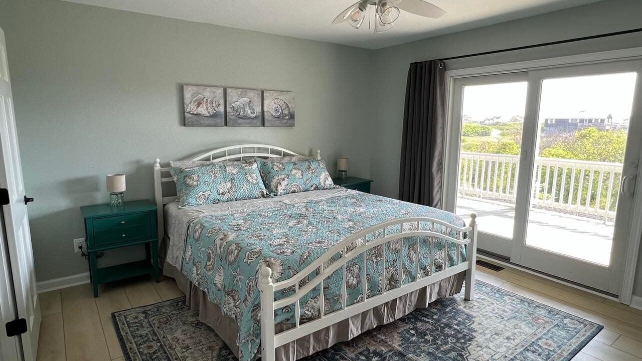 Photo of Bedroom in Carova Beach