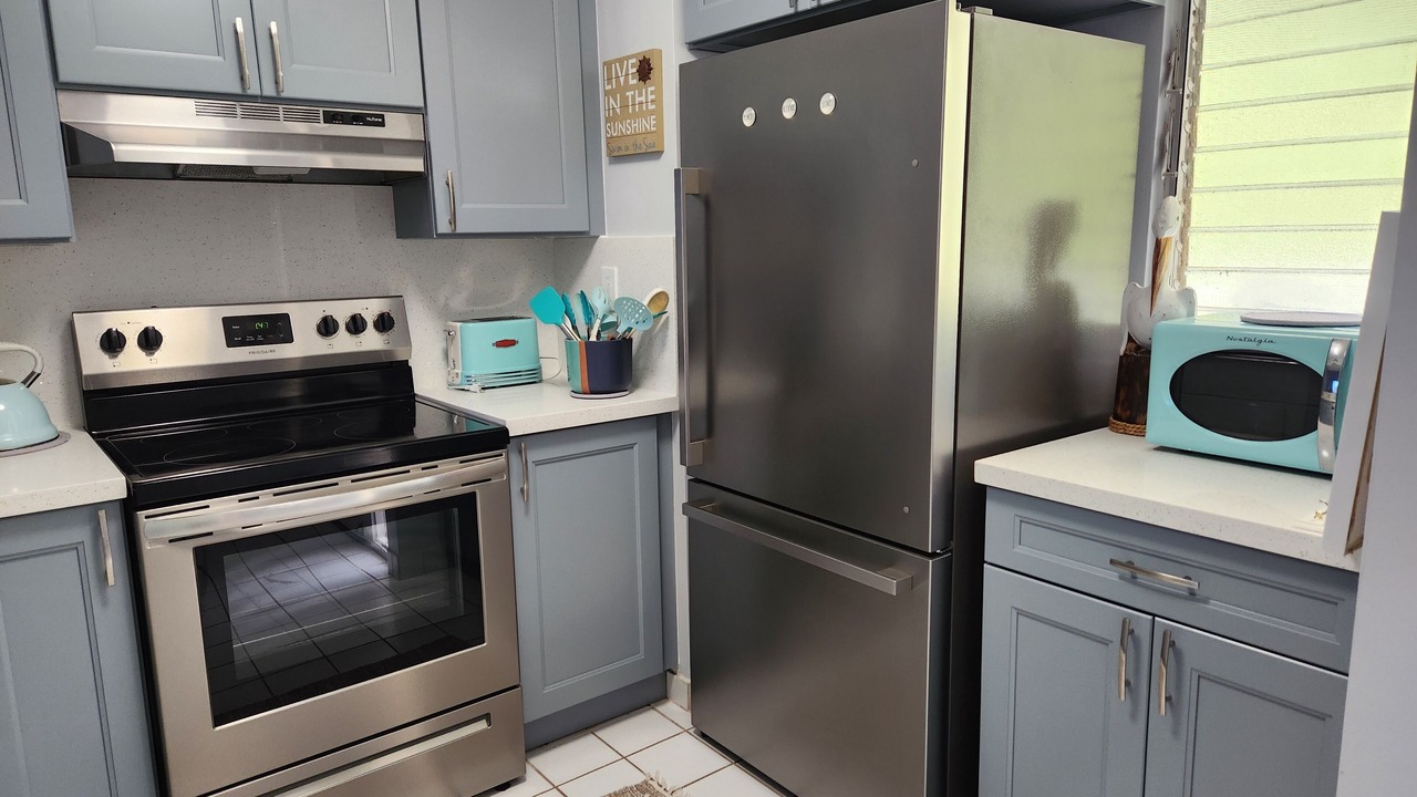 Photo of Kitchen in Makaha