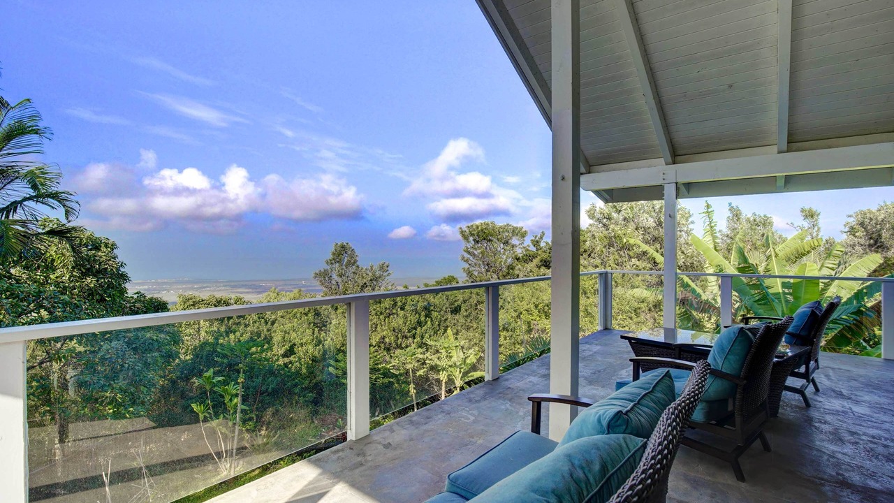 Photo of Patio Balcony in Kalaoa