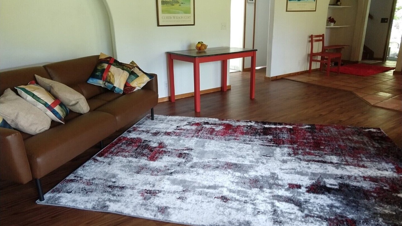 Photo of Bedroom in Leilani Estates