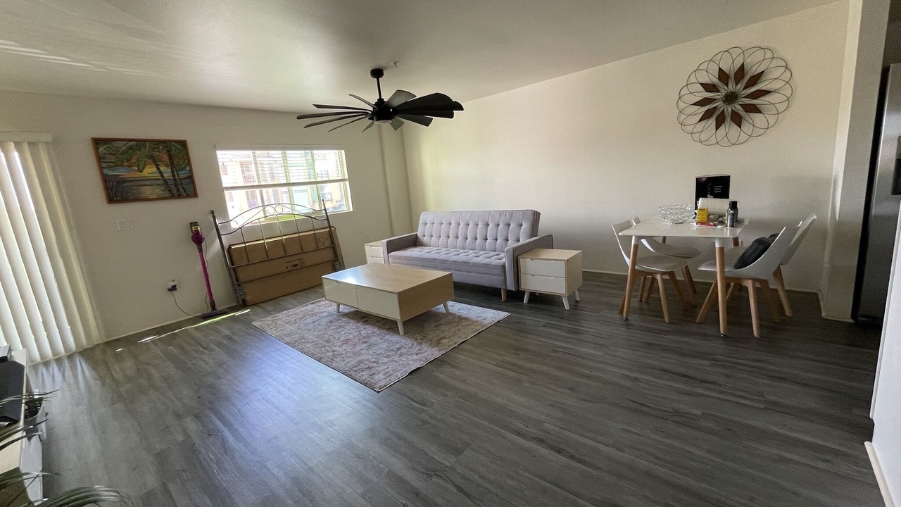 Photo of Livingroom in Ewa
