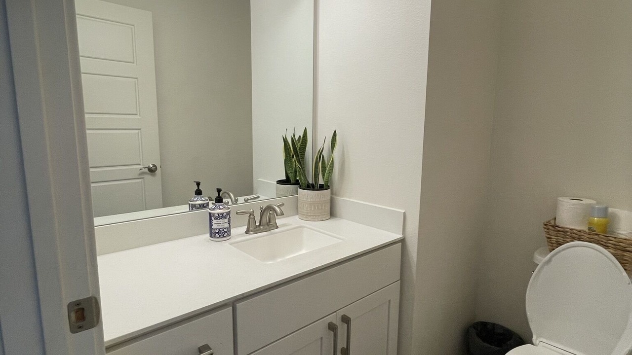Photo of Bathroom in Ewa