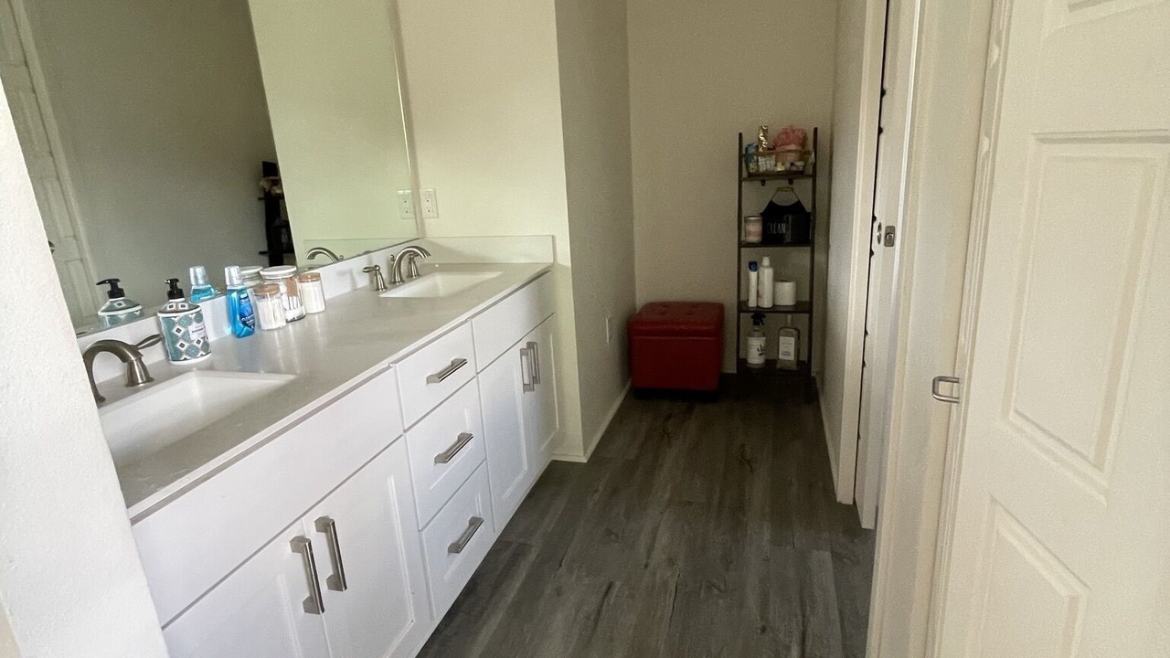 Photo of Bathroom in Ewa