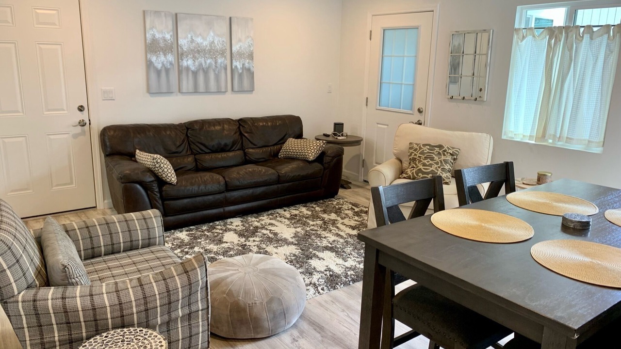 Photo of Livingroom in Coconut Grove