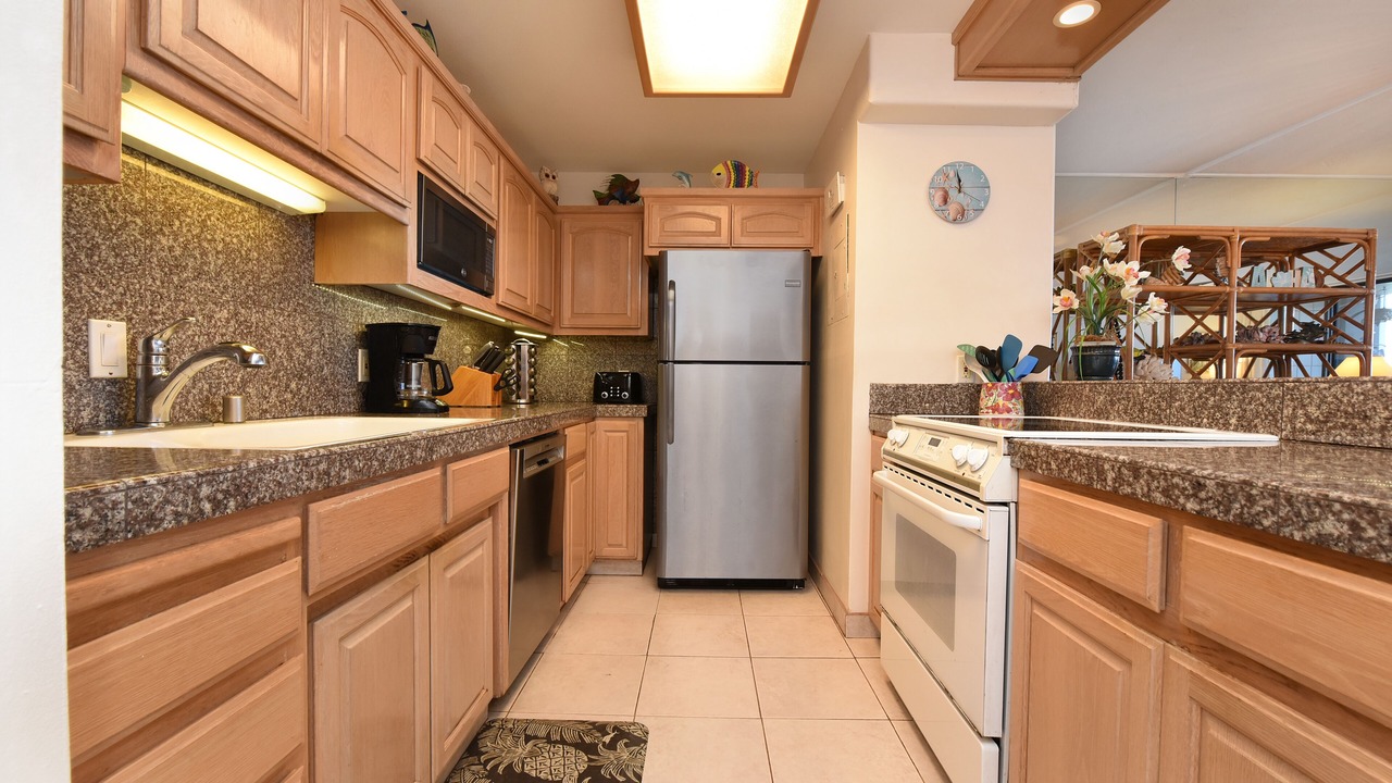 Photo of Kitchen in Kahana