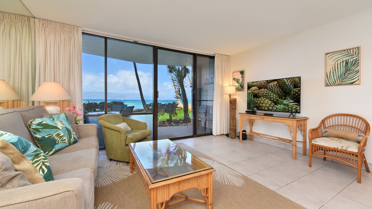 Photo of Livingroom in Kahana