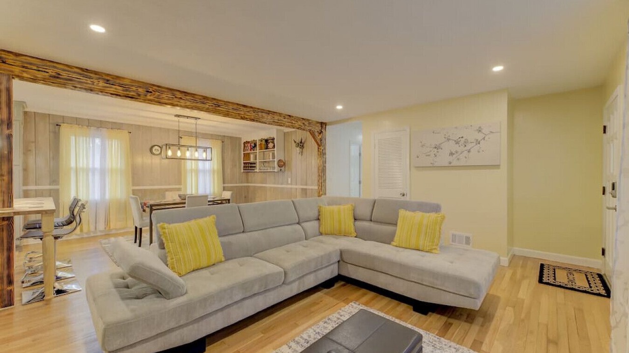 Photo of Livingroom in Eau Claire